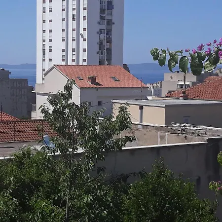 Appartement Music School *