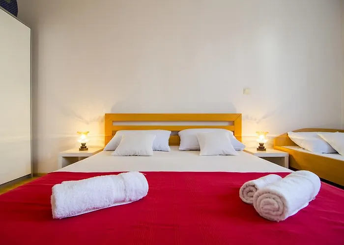 Apartman Music School