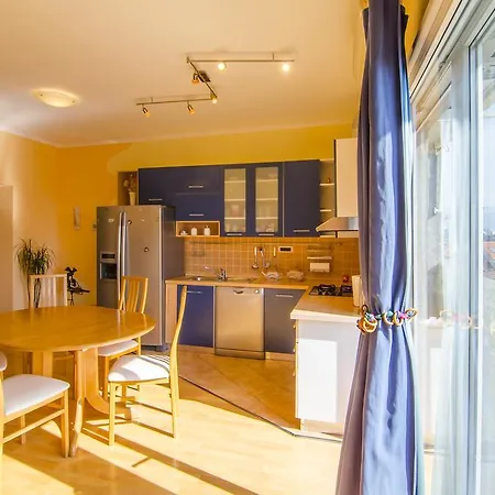 Music School Apartment Split